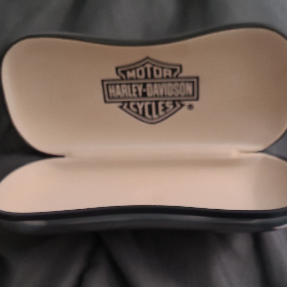 Harley-Davidson Black and Cream Eyewear Case